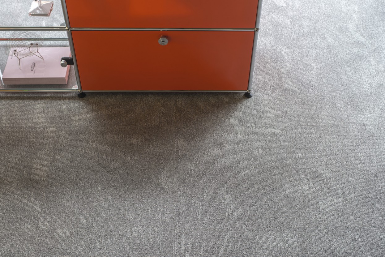 72 dpi 4B1F CloseUp carpet DESERT 915 GREY 1